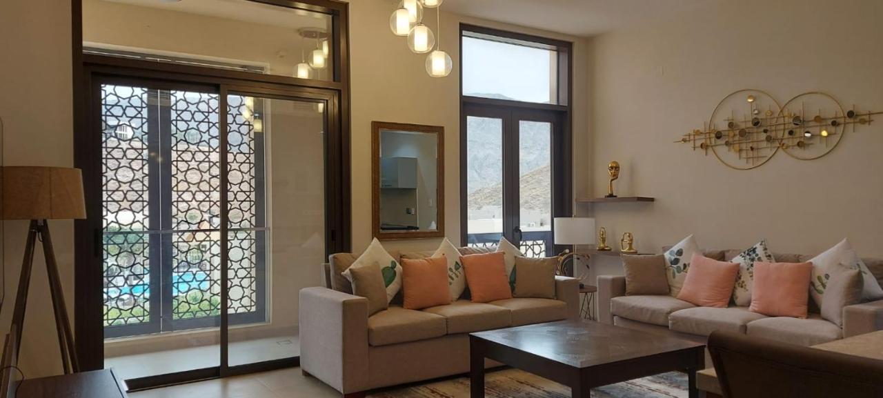One Elegant 1Bhk Apartment In Muscat Bay 02 Bagian luar foto
