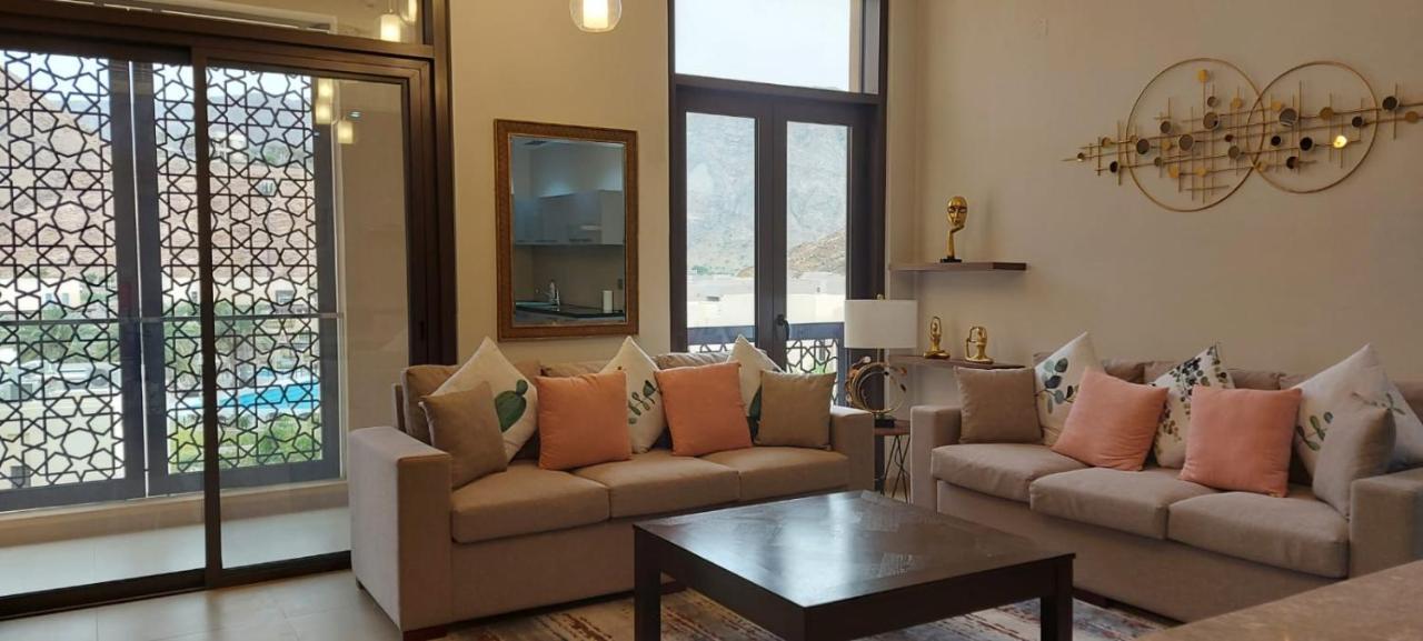 One Elegant 1Bhk Apartment In Muscat Bay 02 Bagian luar foto